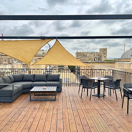 Florette Suite Designer Finish With Stunning Lounge Terrace By Arcobnb Флоріана Екстер'єр фото