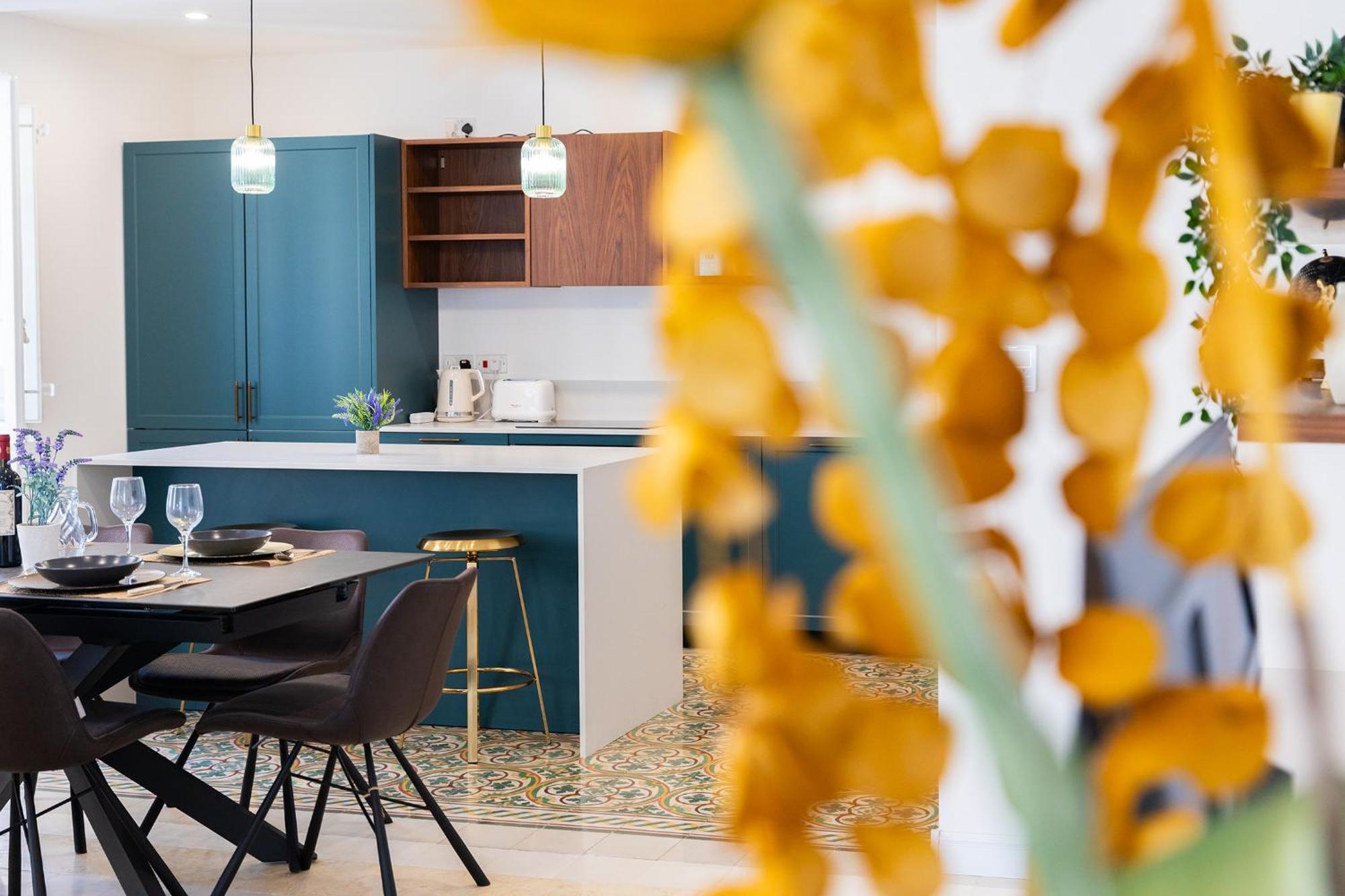 Florette Suite Designer Finish With Stunning Lounge Terrace By Arcobnb Флоріана Екстер'єр фото