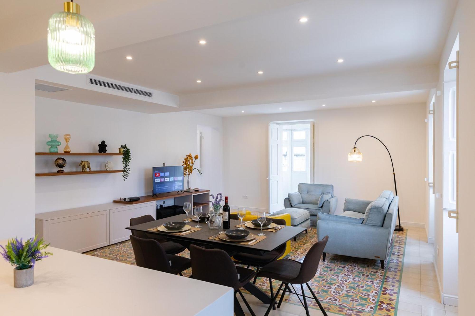 Florette Suite Designer Finish With Stunning Lounge Terrace By Arcobnb Флоріана Екстер'єр фото