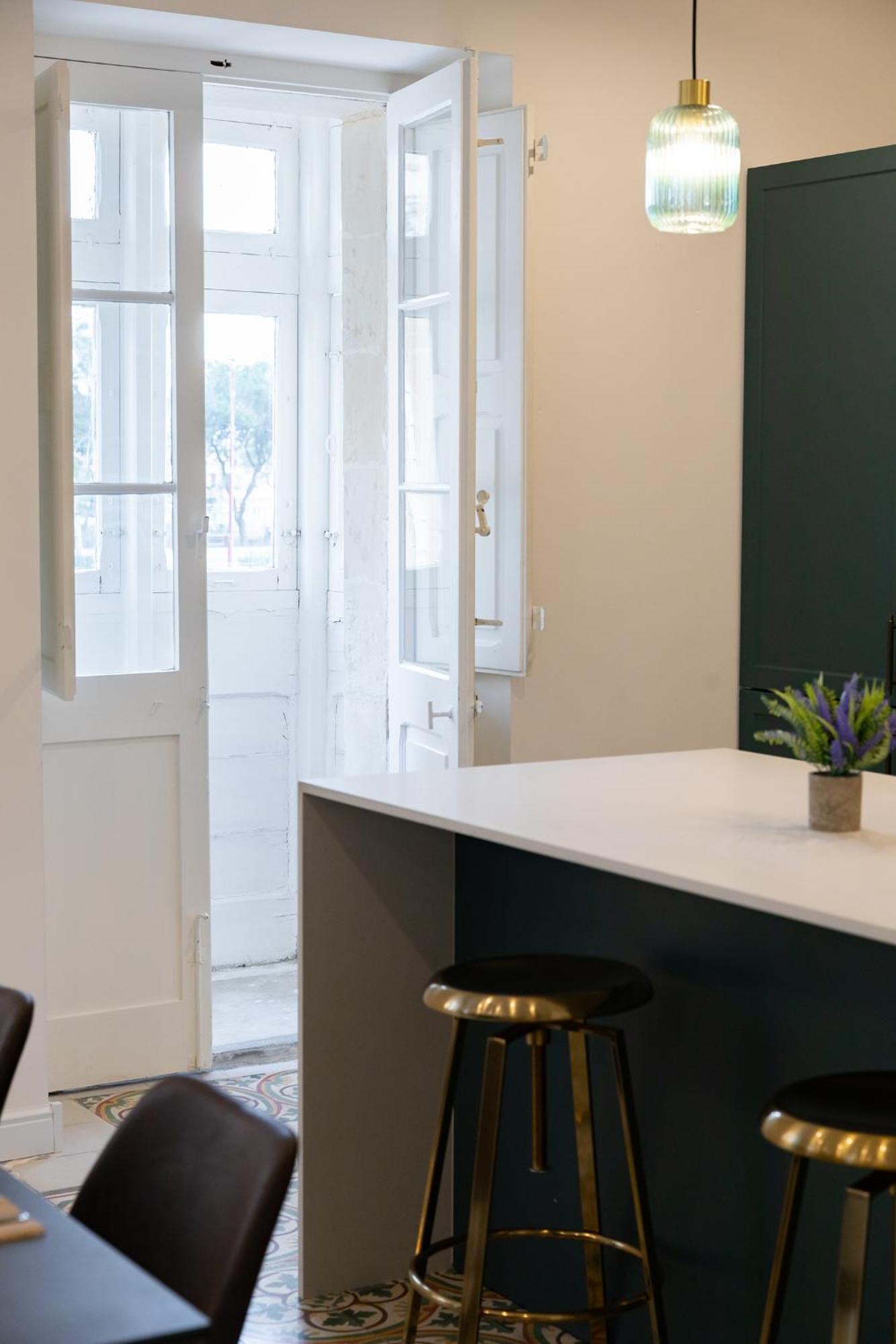 Florette Suite Designer Finish With Stunning Lounge Terrace By Arcobnb Флоріана Екстер'єр фото