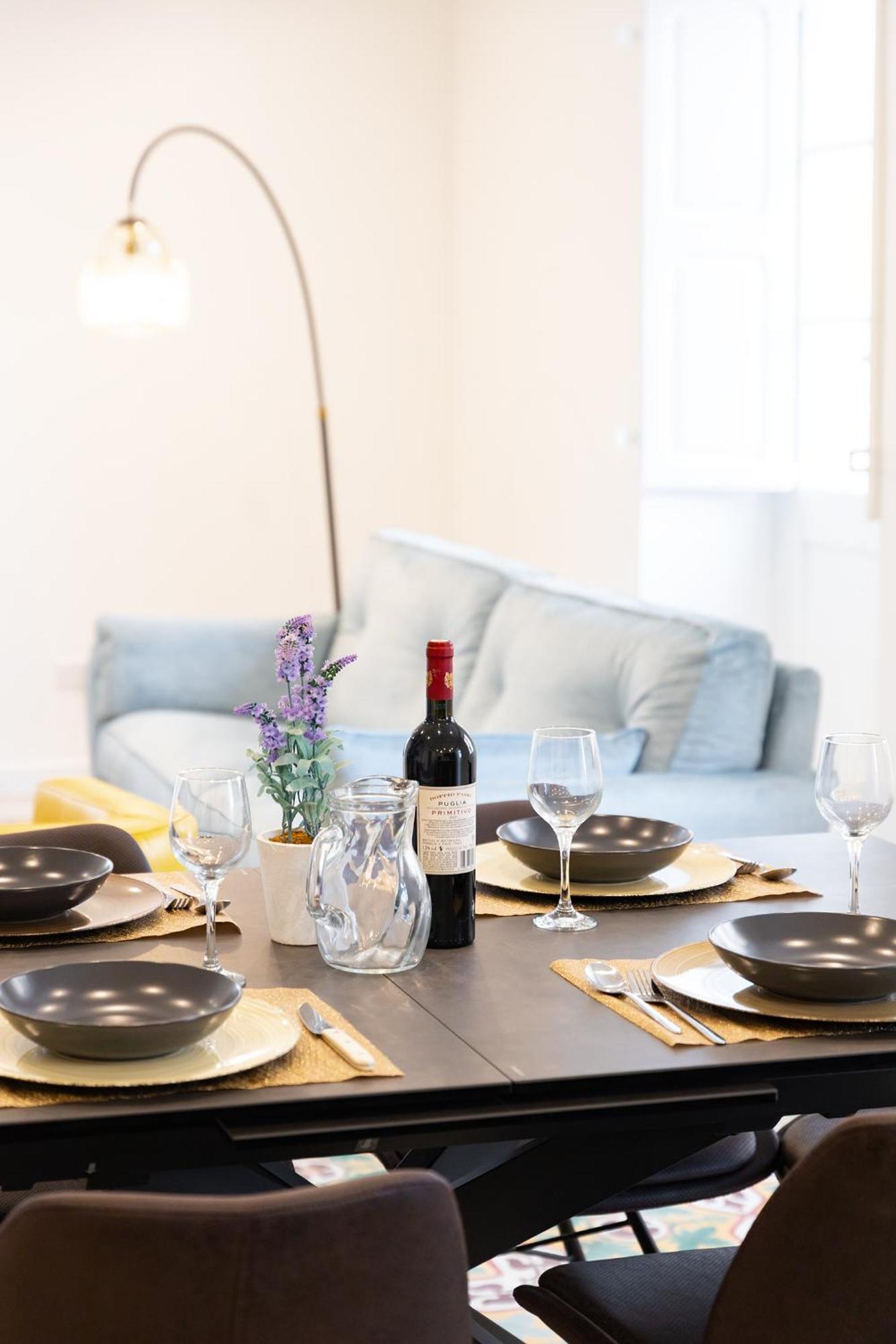 Florette Suite Designer Finish With Stunning Lounge Terrace By Arcobnb Флоріана Екстер'єр фото