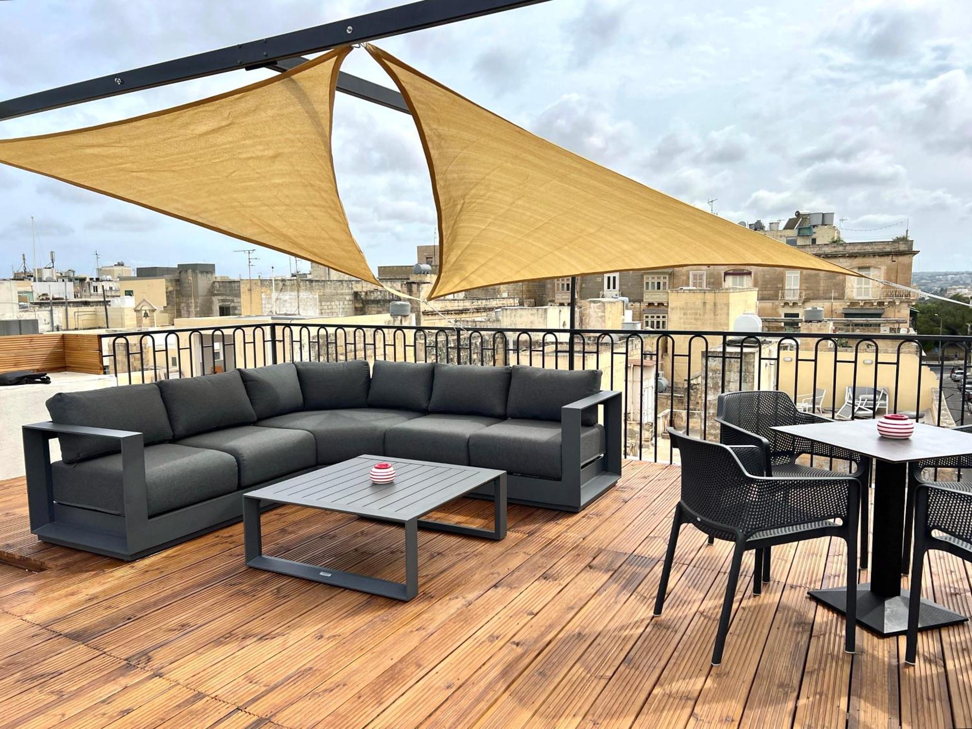 Florette Suite Designer Finish With Stunning Lounge Terrace By Arcobnb Флоріана Екстер'єр фото